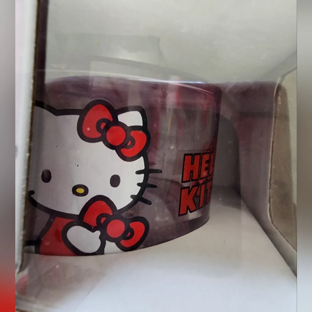 Hello Kitty Glass Reed Diffuser - Picture 4 of 5